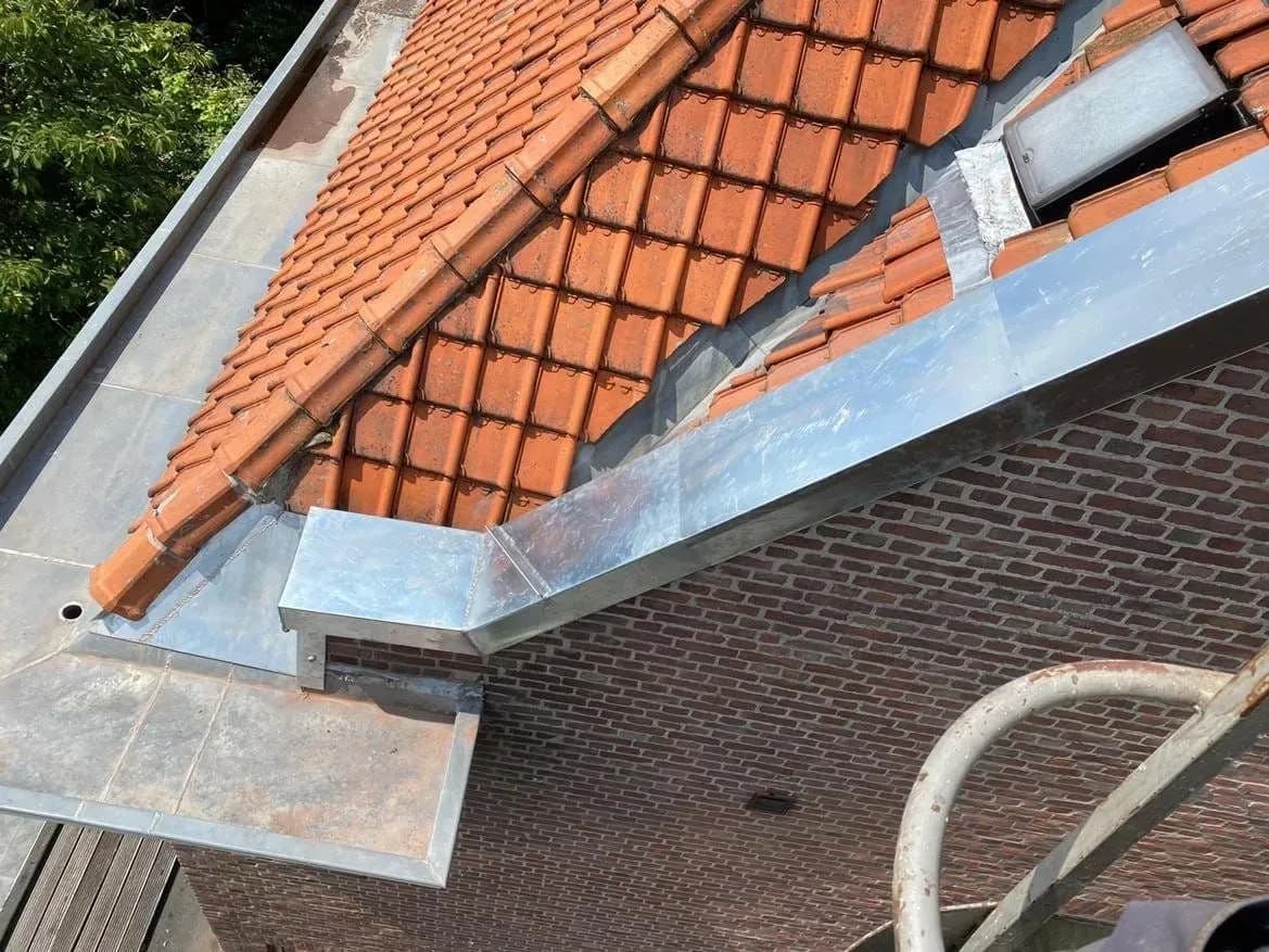 Professioneel dakwerk in Amsterdam door SolidRoofing